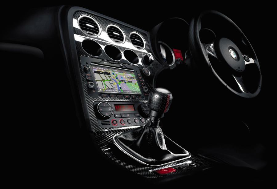 Детали интерьера Alfa Romeo 159 2.0 JTDM 2011 года  (фото 2 из 4)